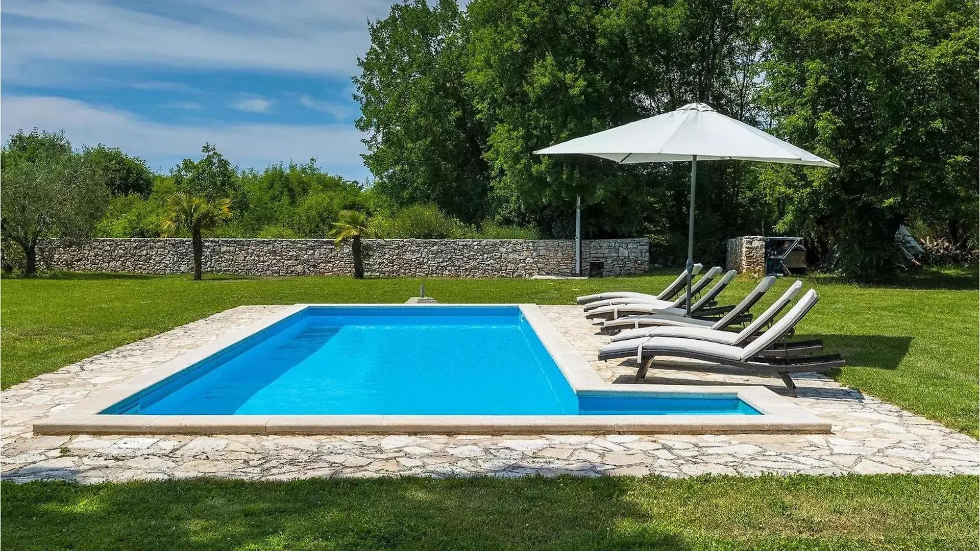 Villa Bl Pula Croatia