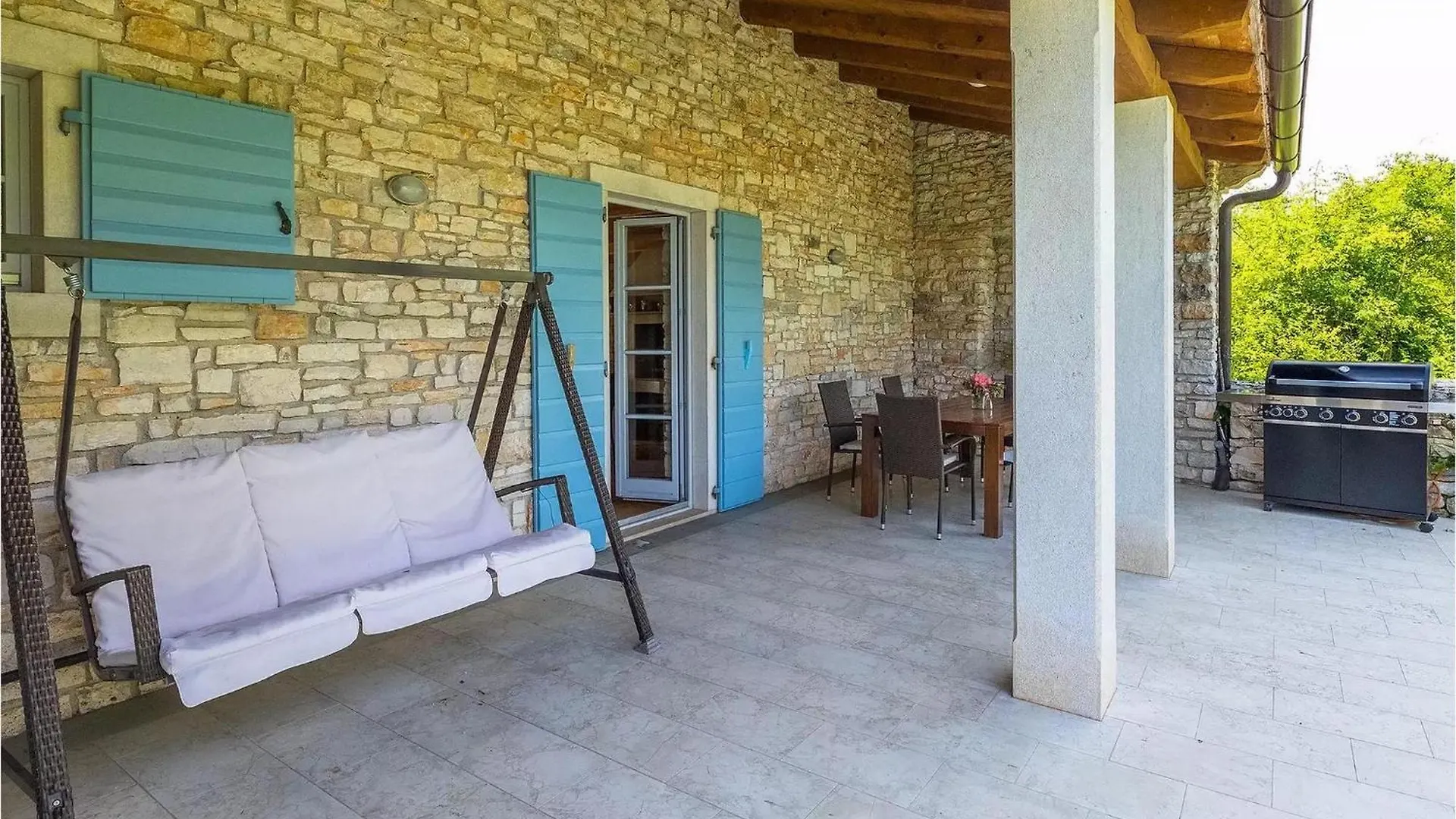 Villa Bl Pula 0*,  Croatia